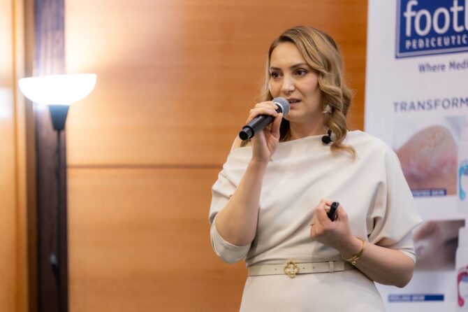 Educație medicală continuă pentru profesioniști dedicați – Podoline susține perfecționarea în îngrijirea piciorului diabetic